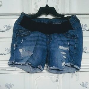 Jessica Simpson Maternity